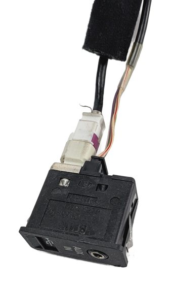 Thumbnail 4: 2008 BMW 335XI (E90) USB AUX IN AUDIO INPUT SOCKET PORT w/ WIRE WIRING HARNESS