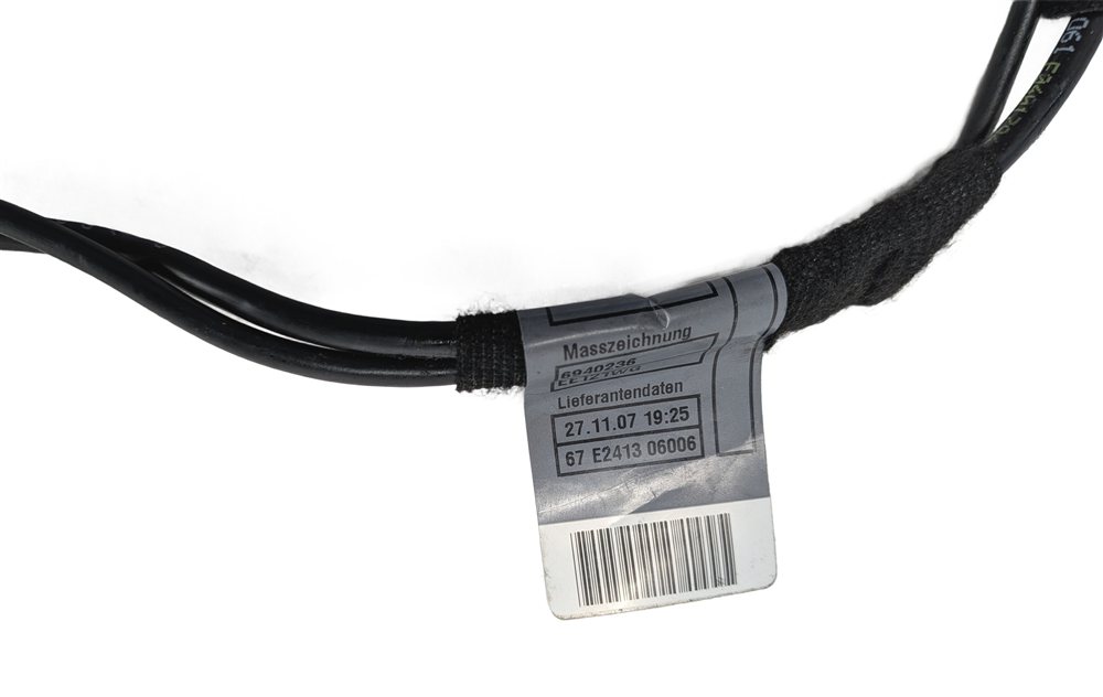 Thumbnail 7: 2008 BMW 335XI (E90) USB AUX IN AUDIO INPUT SOCKET PORT w/ WIRE WIRING HARNESS
