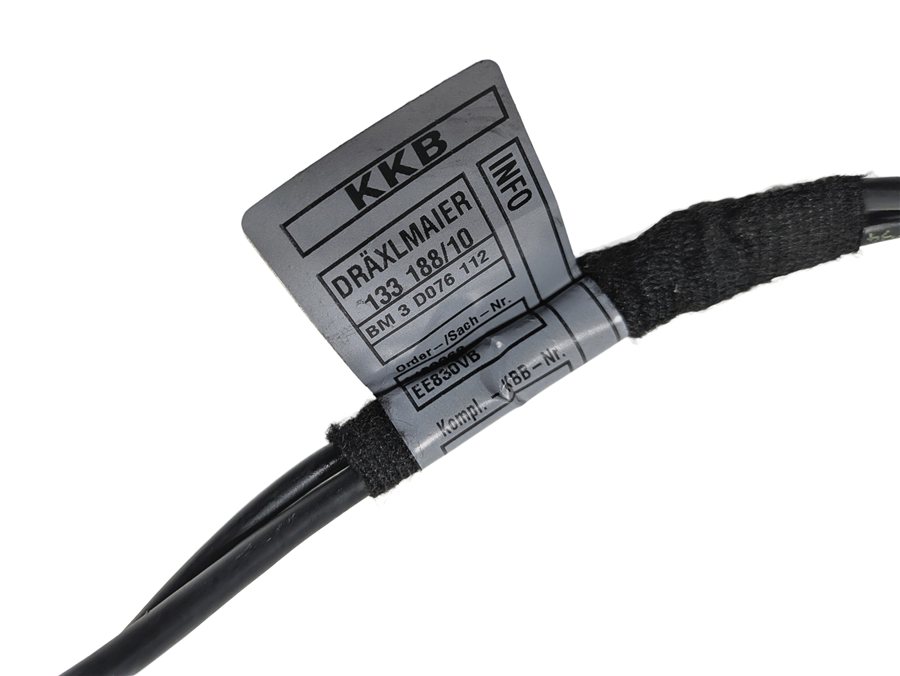 Thumbnail 8: 2008 BMW 335XI (E90) USB AUX IN AUDIO INPUT SOCKET PORT w/ WIRE WIRING HARNESS