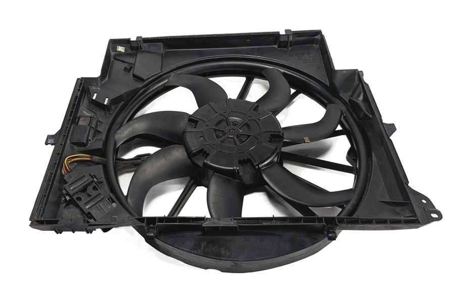 Thumbnail 2: 07-16 BMW 135i 335i X1 Z4 E84 E87 E90 E89 RADIATOR COOLING FAN & SHROUD ASSEMBLY