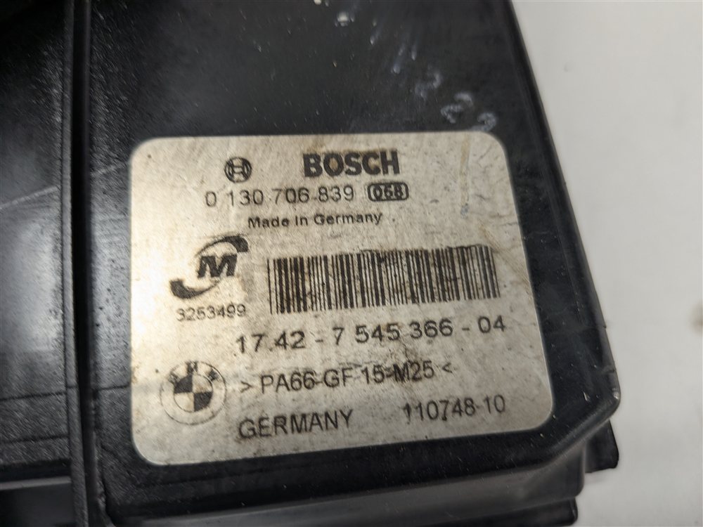Thumbnail 7: 07-16 BMW 135i 335i X1 Z4 E84 E87 E90 E89 RADIATOR COOLING FAN & SHROUD ASSEMBLY