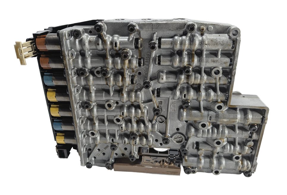 Thumbnail 5: 07-11 BMW 335i (E90 E91) X-DRIVE AWD 6HP-21X AUTOMATIC TRANSMISSION VALVE BODY