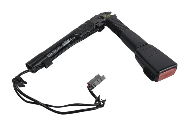 06-08 BMW 1 3 SERIES M3 (E82 E90) FRONT RIGHT SEAT BELT BUCKLE RECEIVER (Black)